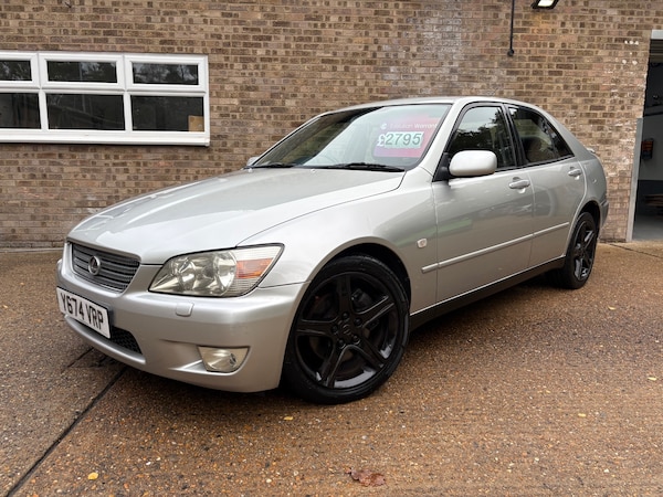 Used Lexus IS 2001 for sale - 76293374: Photo 2