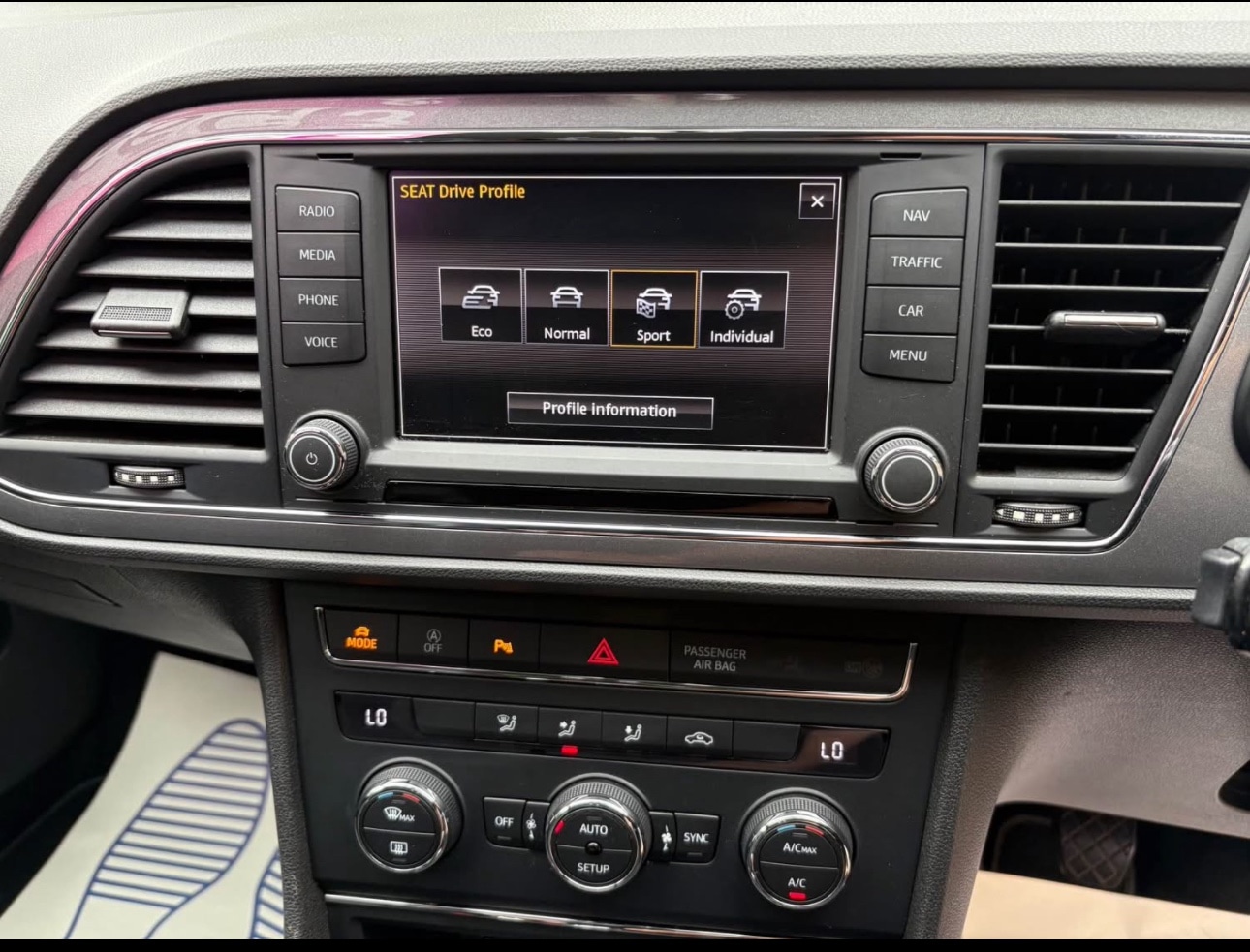 Used SEAT Leon 2015 for sale - 76670874: Photo 10