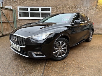 Used Infiniti Q30 2017 for sale - 76526087: Photo