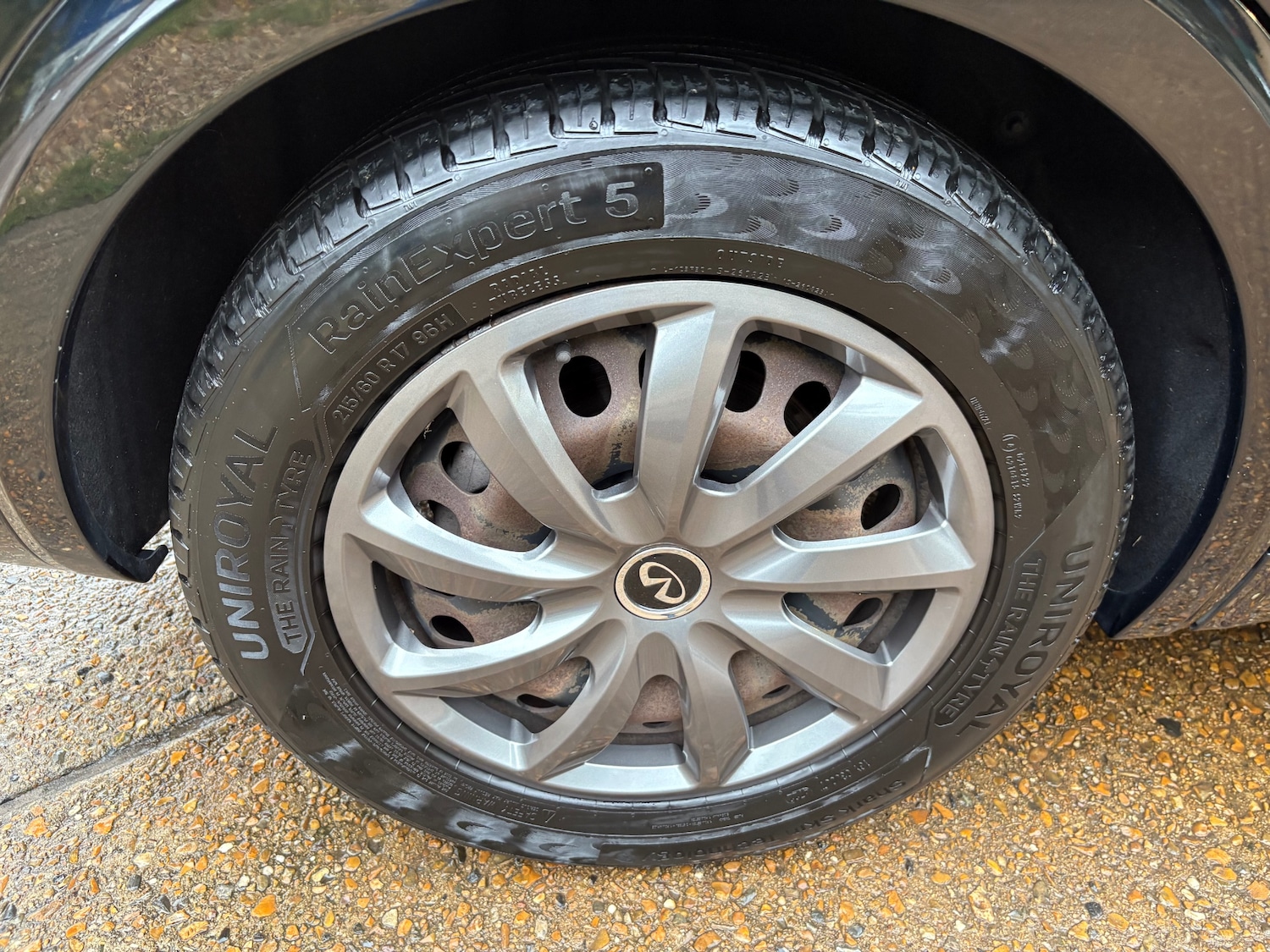 Used Infiniti Q30 2017 for sale - 76526087: Photo 5