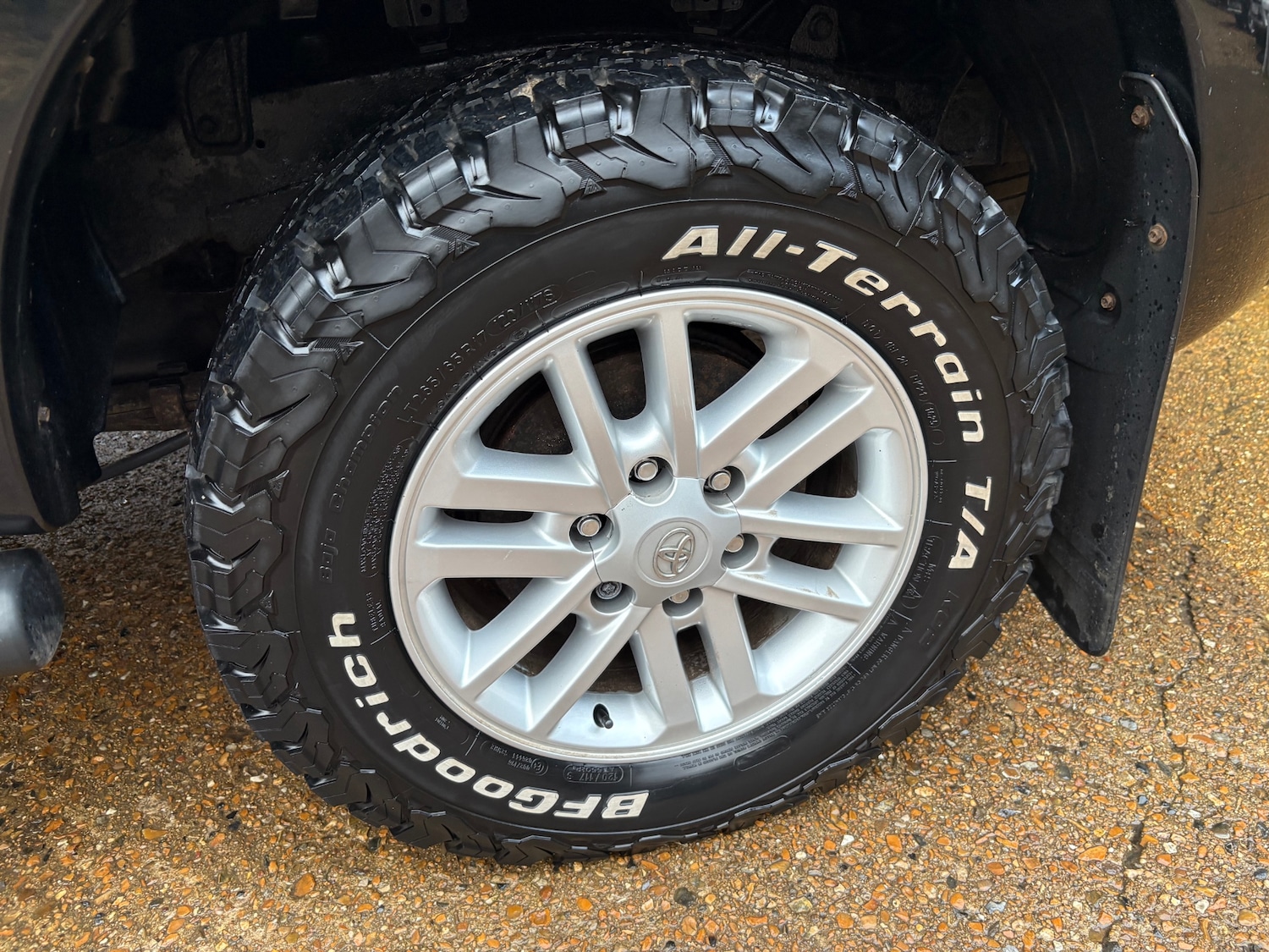 Used Toyota Hilux 2012 for sale - 77491130: Photo 12