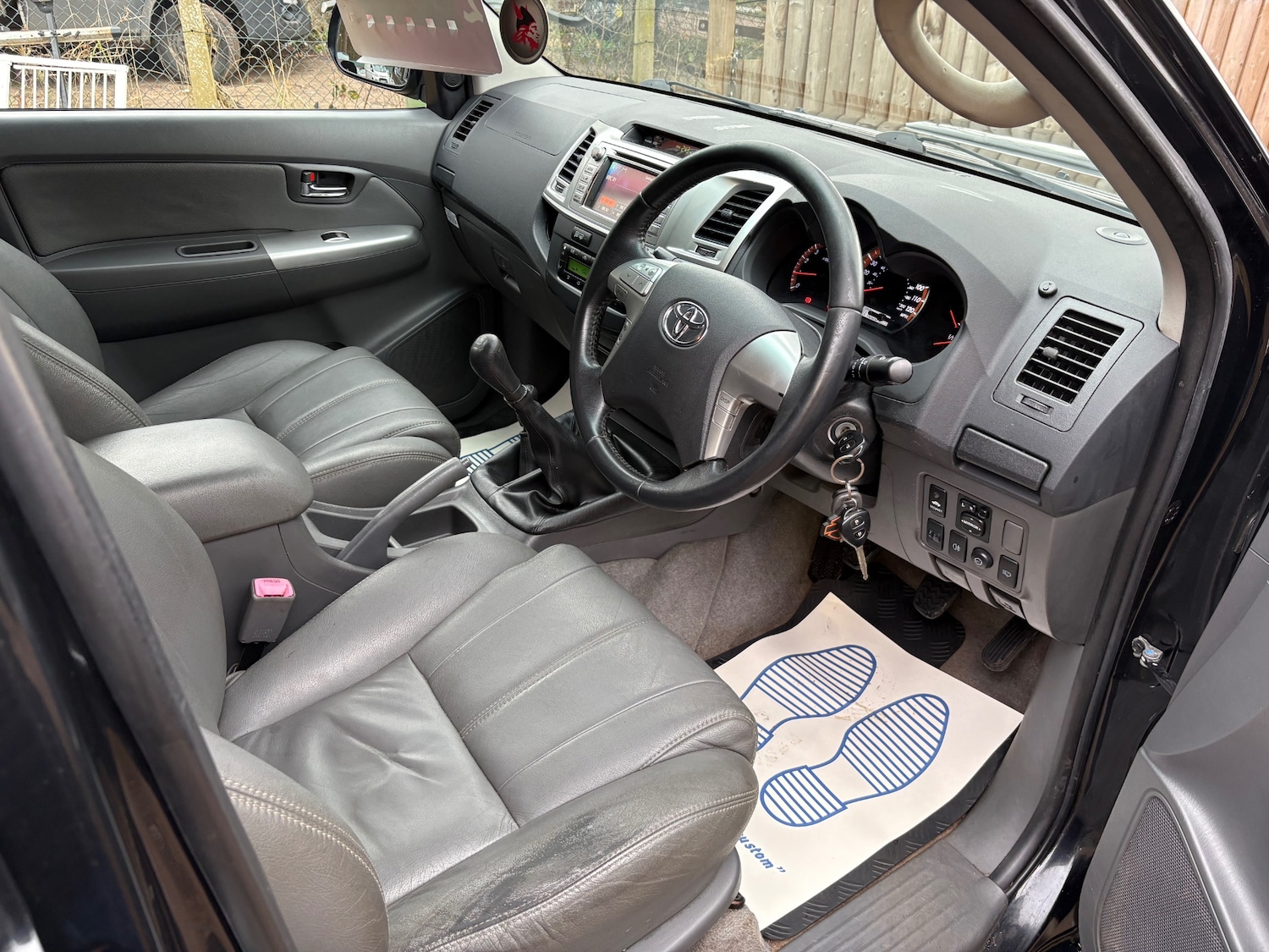 Used Toyota Hilux 2012 for sale - 77491130: Photo 14