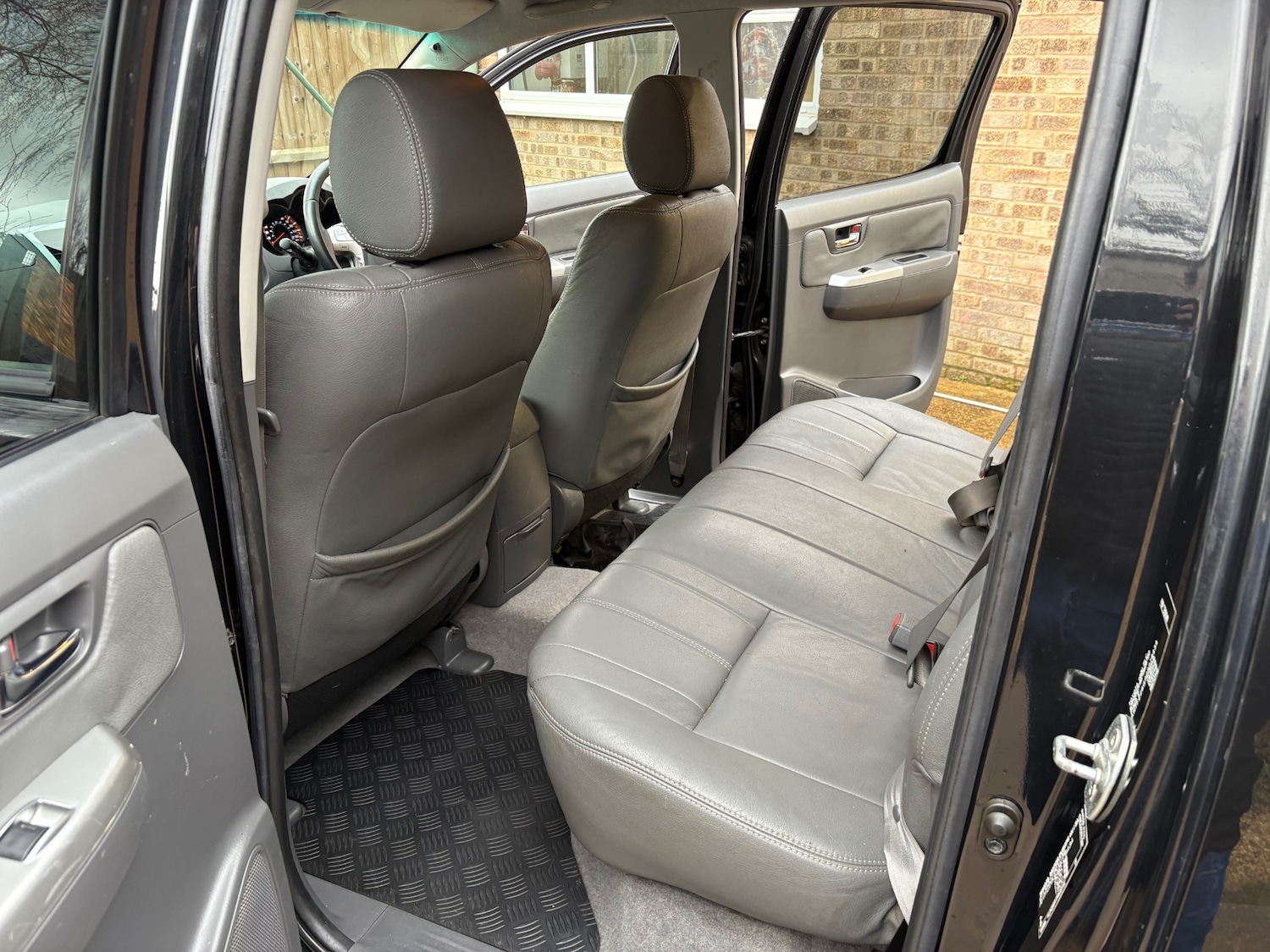 Used Toyota Hilux 2012 for sale - 77491130: Photo 16