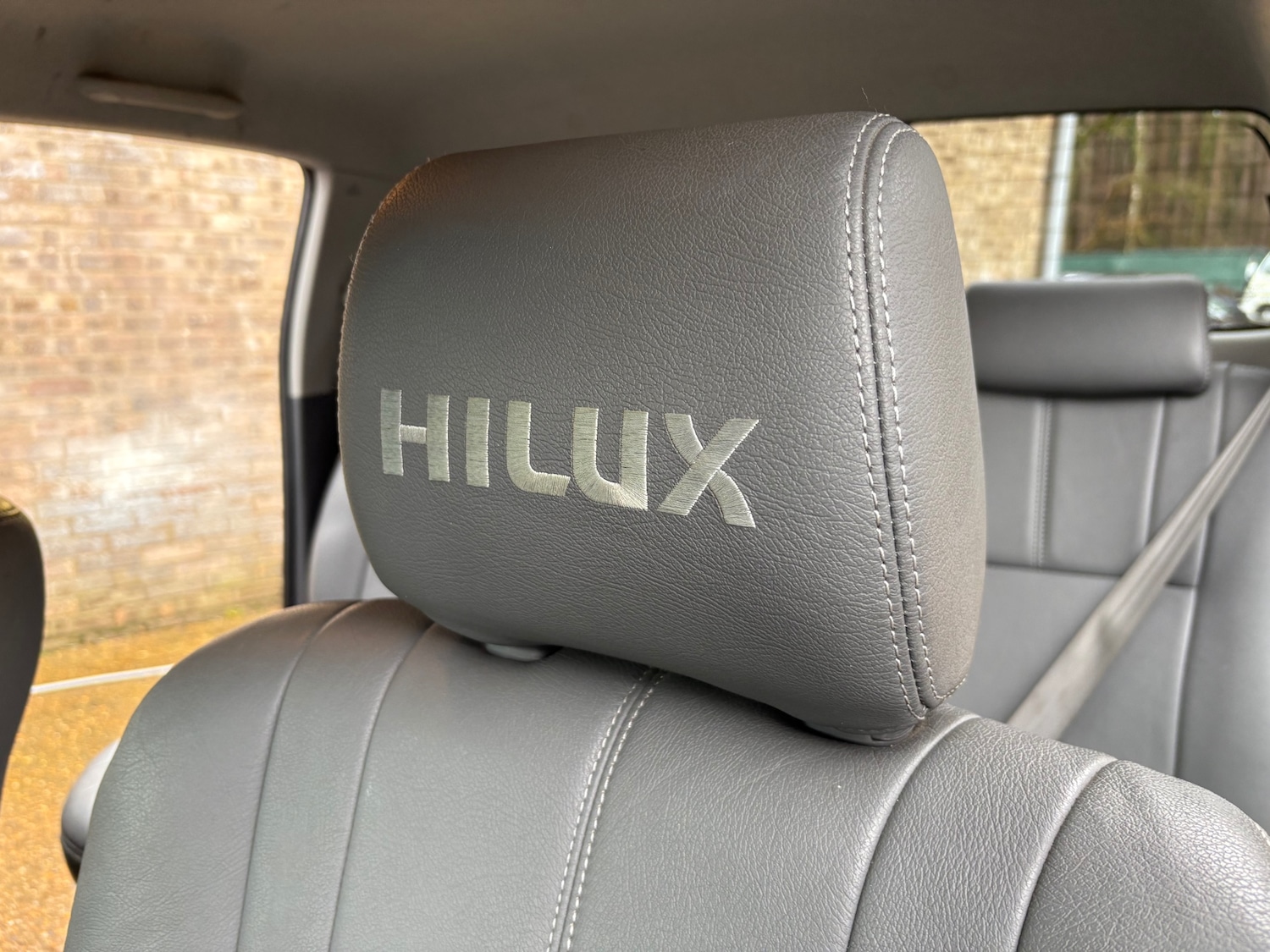 Used Toyota Hilux 2012 for sale - 77491130: Photo 25