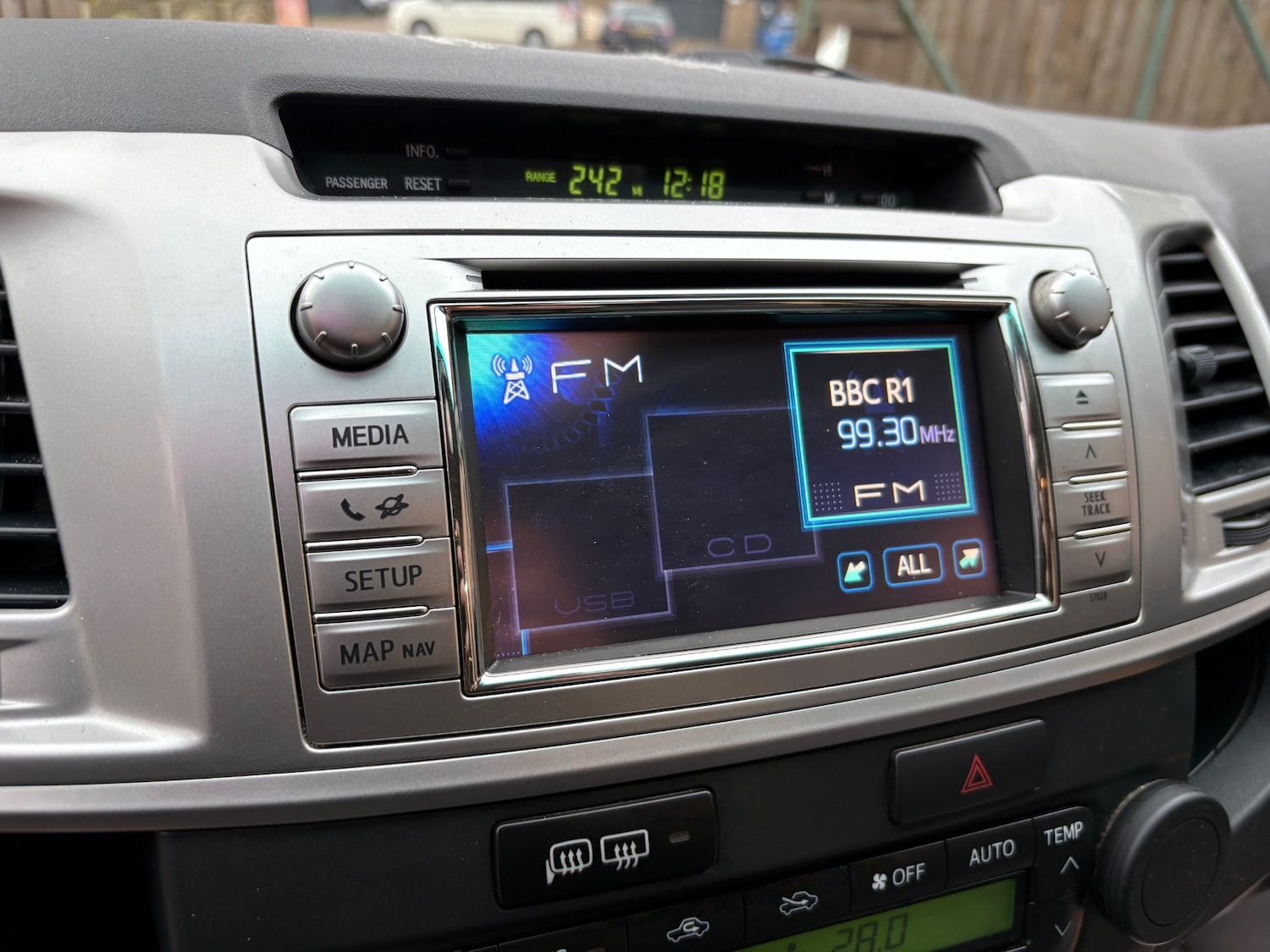 Used Toyota Hilux 2012 for sale - 77491130: Photo 26