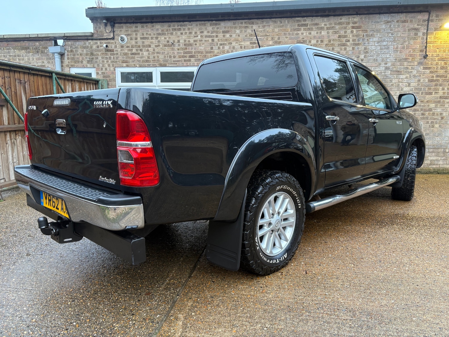 Used Toyota Hilux 2012 for sale - 77491130: Photo 4