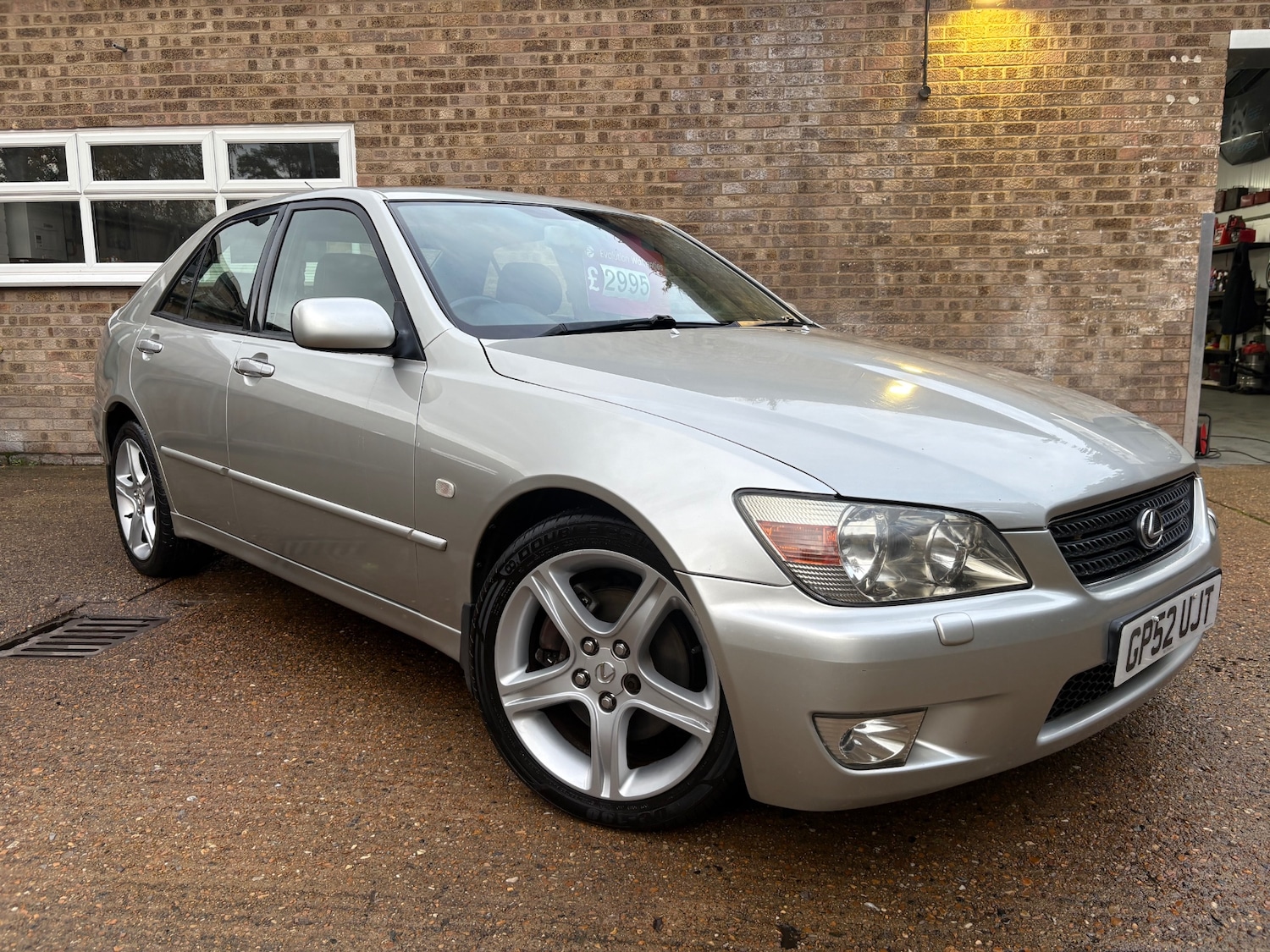 Used Lexus IS 2003 for sale - 76557076: Photo 1