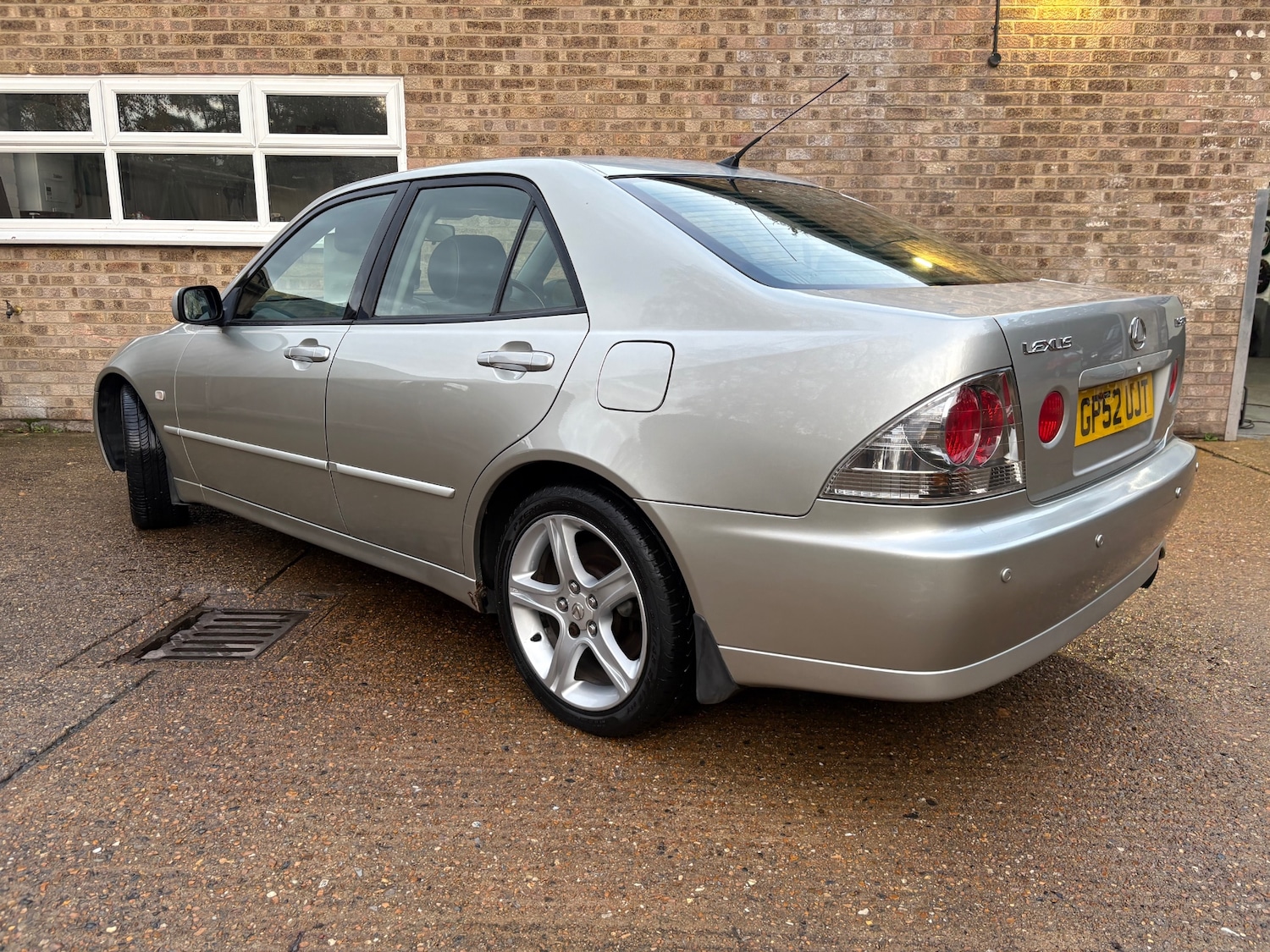 Used Lexus IS 2003 for sale - 76557076: Photo 3