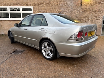 Used Lexus IS 2003 for sale - 76557076: Photo