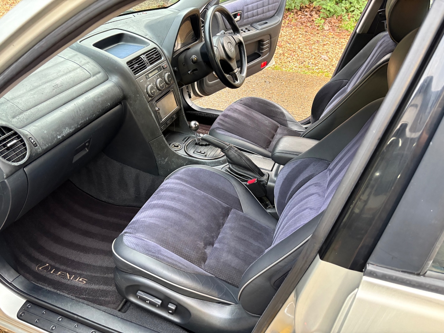 Used Lexus IS 2003 for sale - 76557076: Photo 7