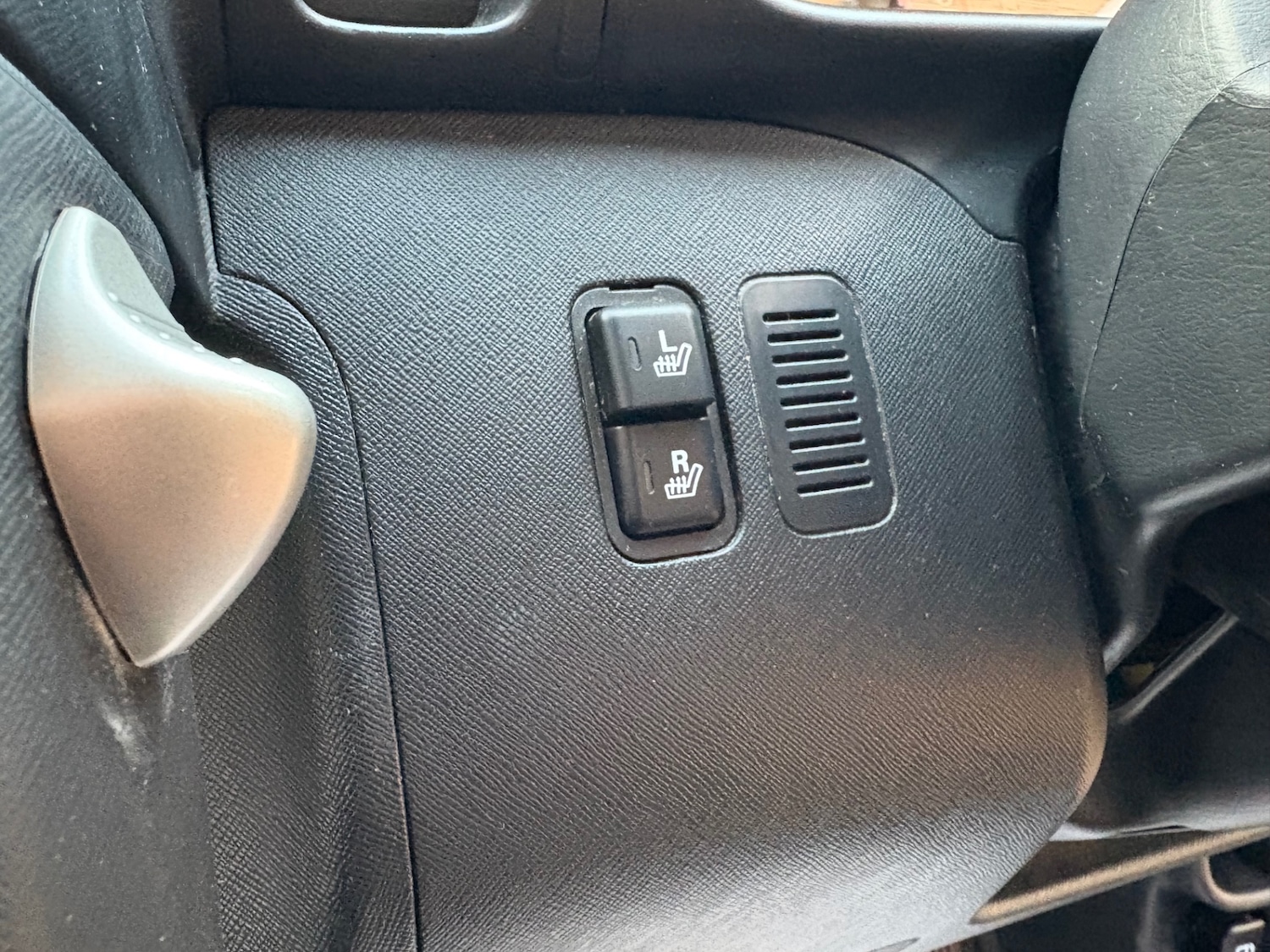 Used Honda CR-V 2004 for sale - 76625659: Photo 12