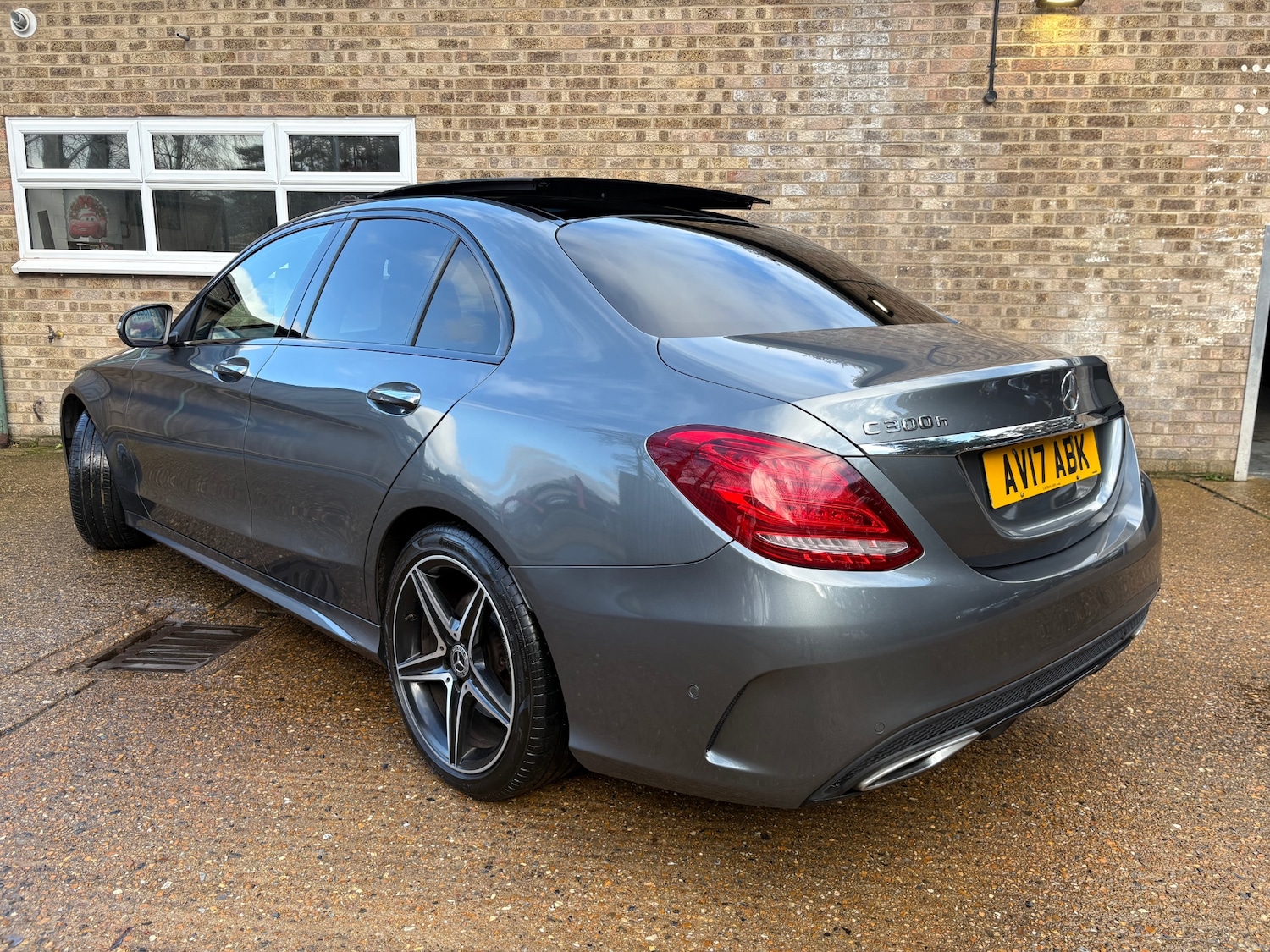 Used Mercedes-Benz C Class 2017 for sale - 77438585: Photo 3