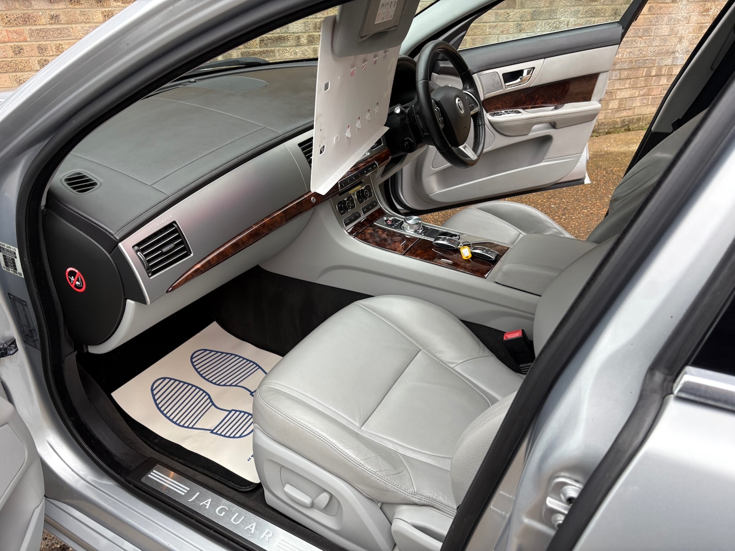 Used Jaguar XF 2012 for sale - 78004843: Photo 9