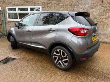 Used Renault Captur 2015 for sale - 74911873: Photo