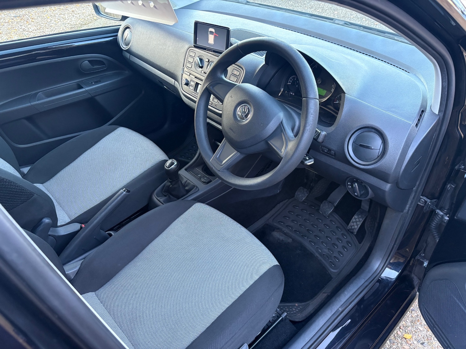 Used Skoda Citigo 2014 for sale - 76449252: Photo 8