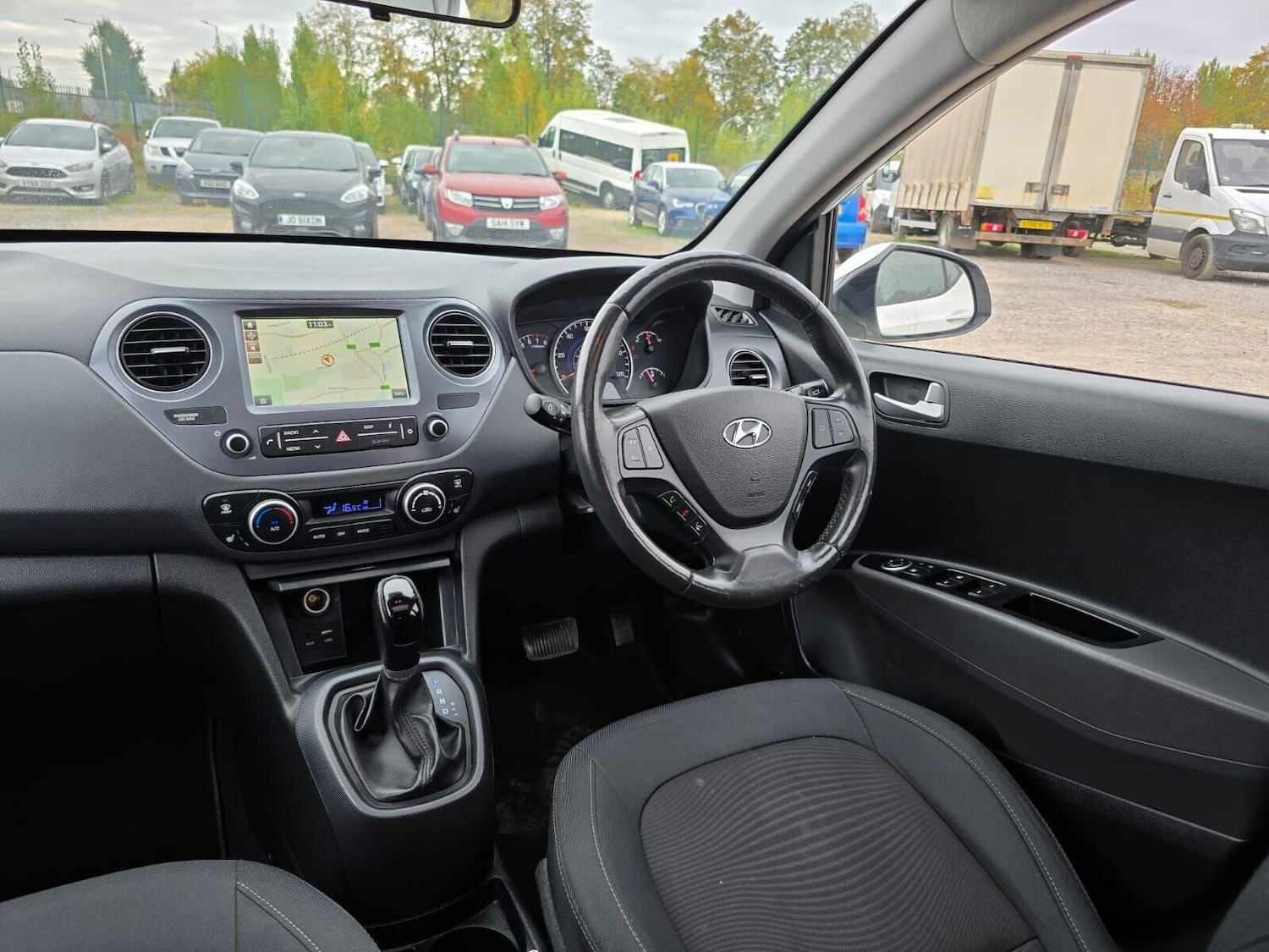 Used Hyundai i10 2018 for sale - 76173583: Photo 24