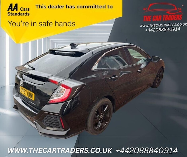 Used Honda Civic 2017 for sale - 76305005: Photo 4