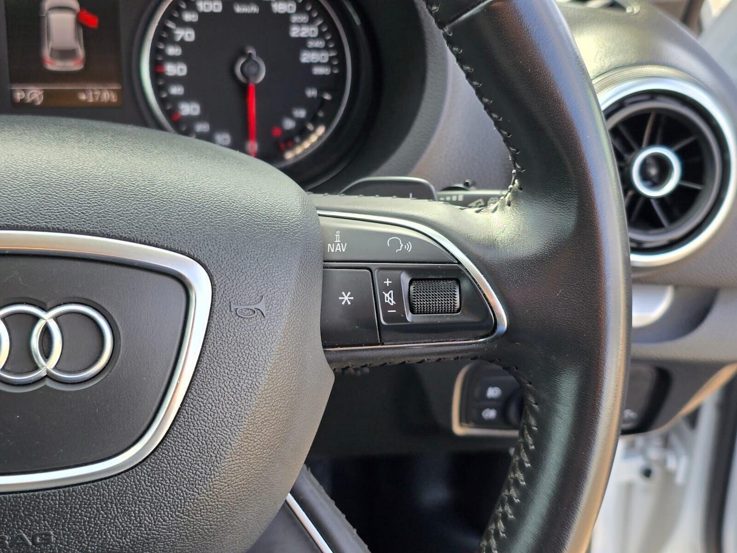 Used Audi A3 2014 for sale - 76205826: Photo 29