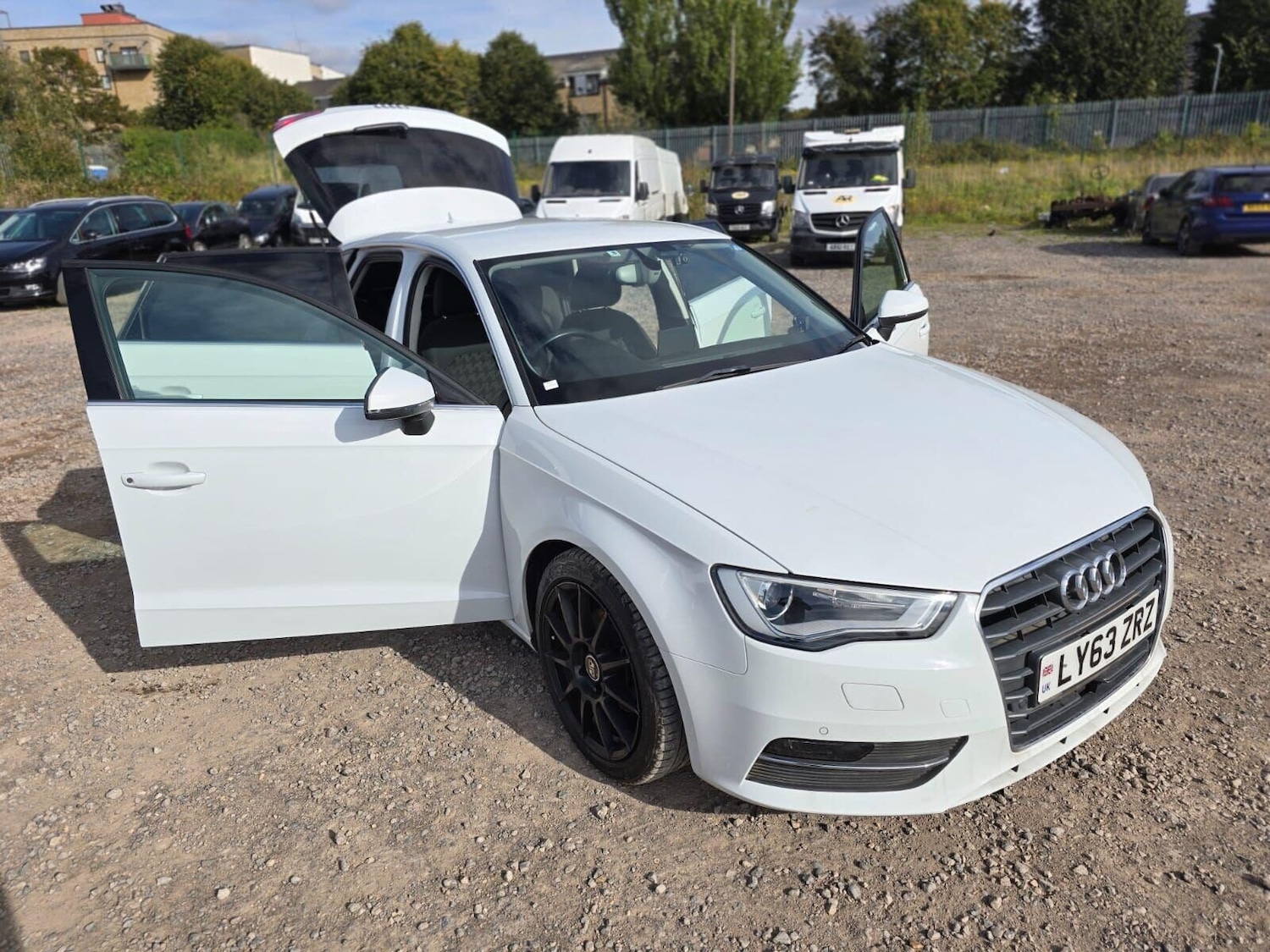 Used Audi A3 2014 for sale - 76205826: Photo 5