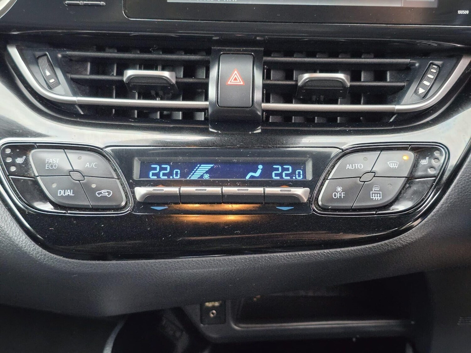 Used Toyota C-HR 2019 for sale - 77394039: Photo 28