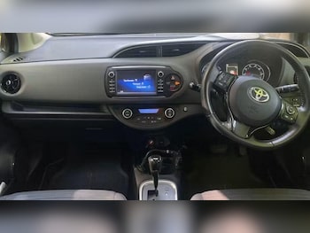 Used Toyota Yaris 2017 for sale - 78691791: Photo