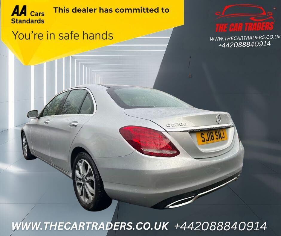 Used Mercedes-Benz C Class 2018 for sale - 76895883: Photo 4