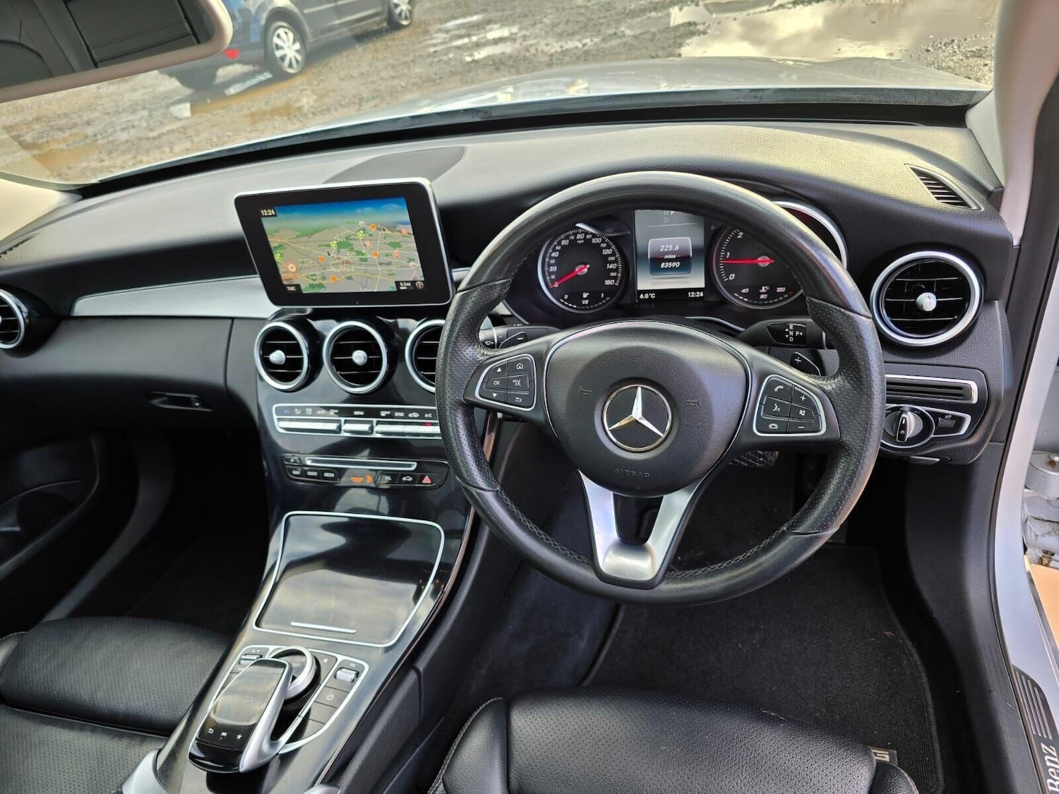 Used Mercedes-Benz C Class 2018 for sale - 76895883: Photo 63