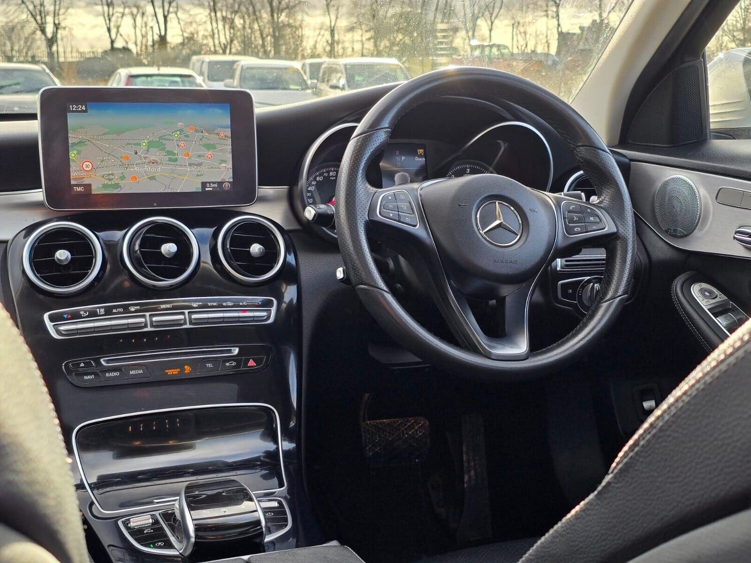 Used Mercedes-Benz C Class 2018 for sale - 76895883: Photo 64