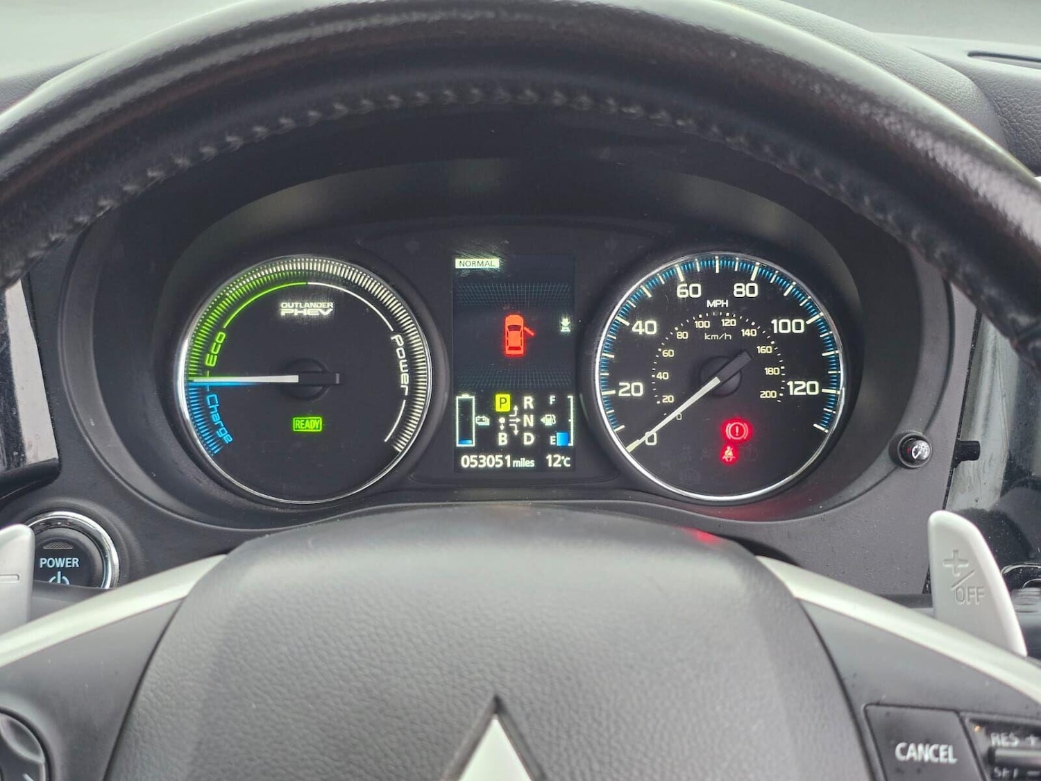 Used Mitsubishi Outlander 2015 for sale - 76444365: Photo 34