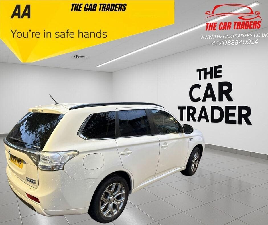 Used Mitsubishi Outlander 2015 for sale - 76444365: Photo 4