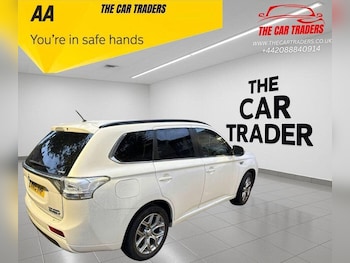 Used Mitsubishi Outlander 2015 for sale - 76444365: Photo