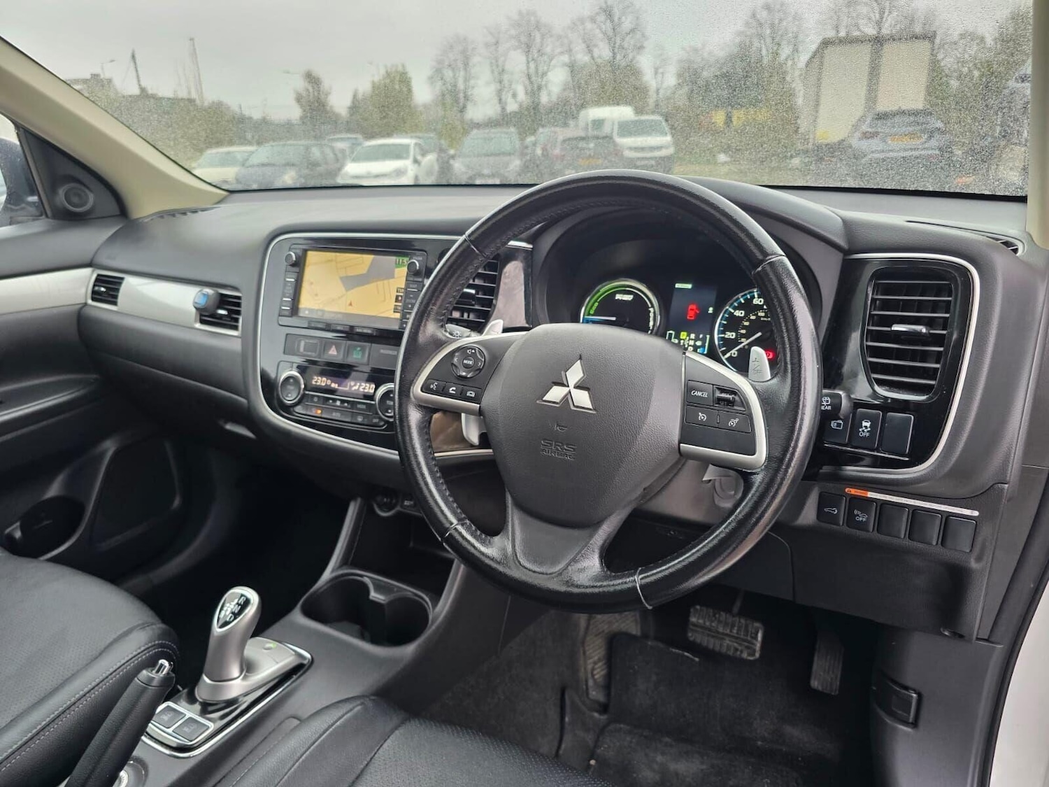 Used Mitsubishi Outlander 2015 for sale - 76444365: Photo 61