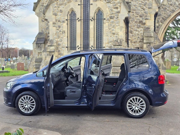 Used Volkswagen Touran 2012 for sale - 75425408: Photo 12