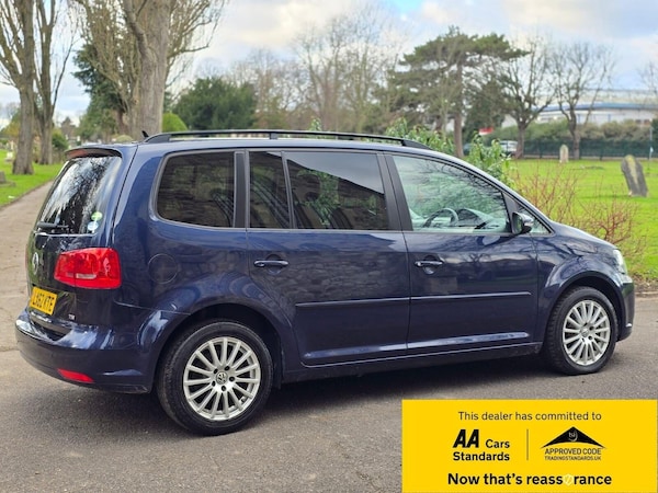 Used Volkswagen Touran 2012 for sale - 75425408: Photo 16