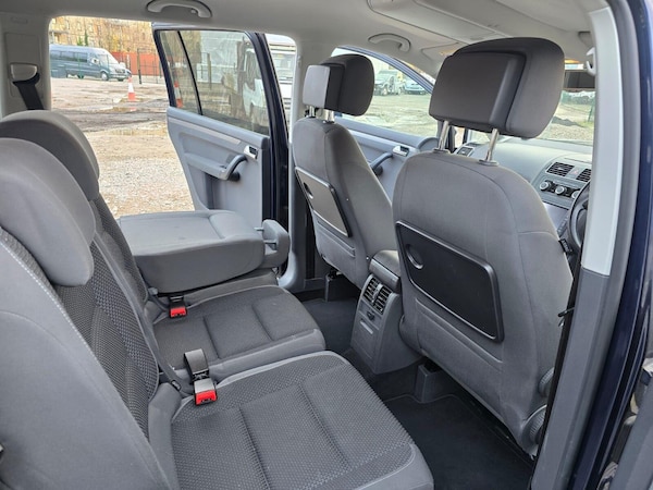 Used Volkswagen Touran 2012 for sale - 75425408: Photo 33