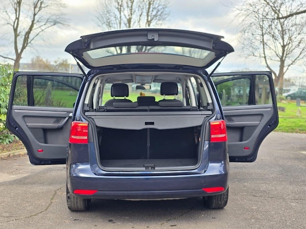 Used Volkswagen Touran 2012 for sale - 75425408: Photo 45