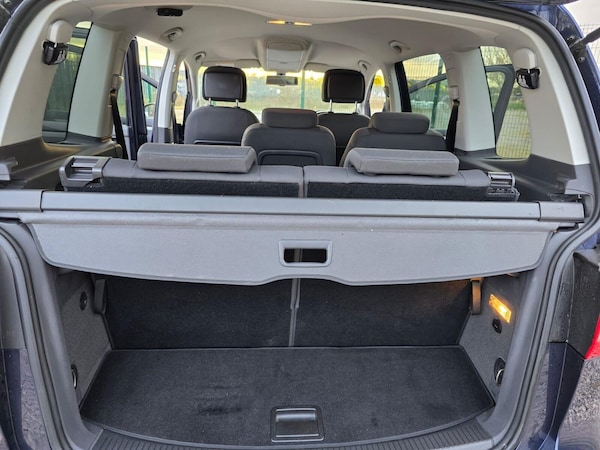 Used Volkswagen Touran 2012 for sale - 75425408: Photo 46