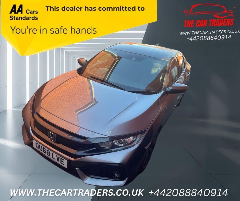 Used Honda Civic 2018 for sale - 76706015: Photo 2