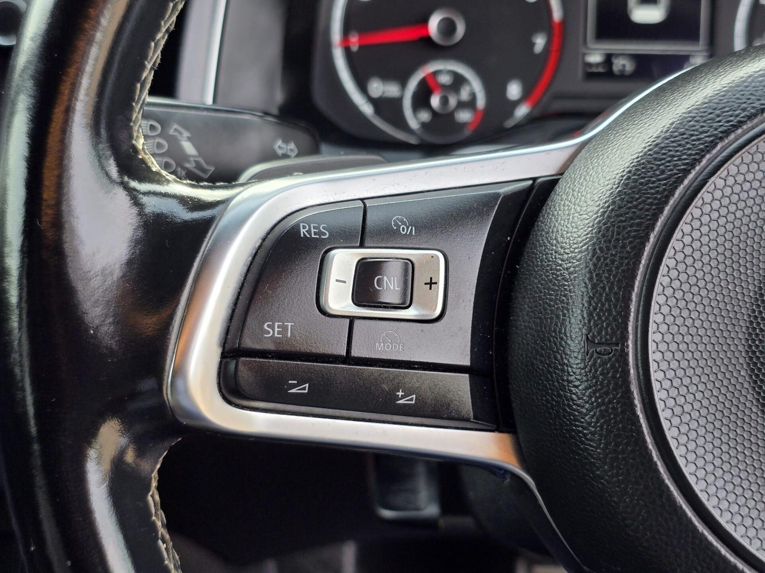 Used Volkswagen Polo 2019 for sale - 75856693: Photo 31