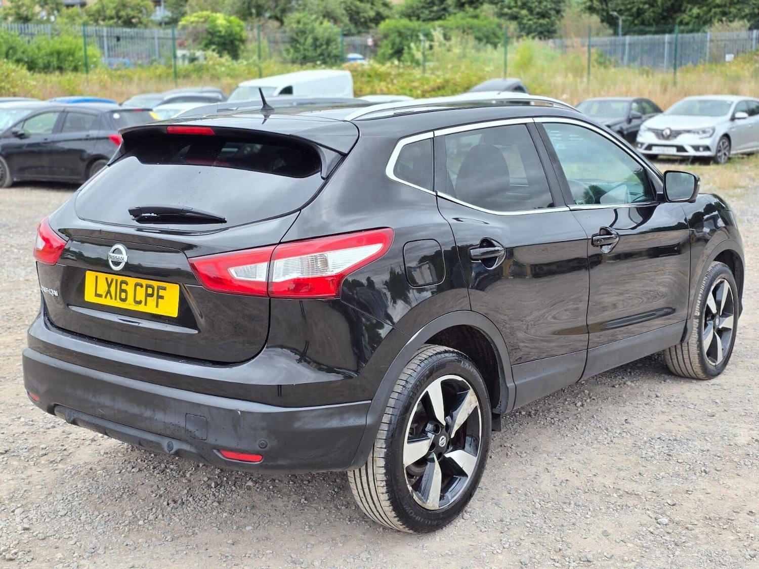 Used Nissan Qashqai 2016 for sale - 75975010: Photo 14