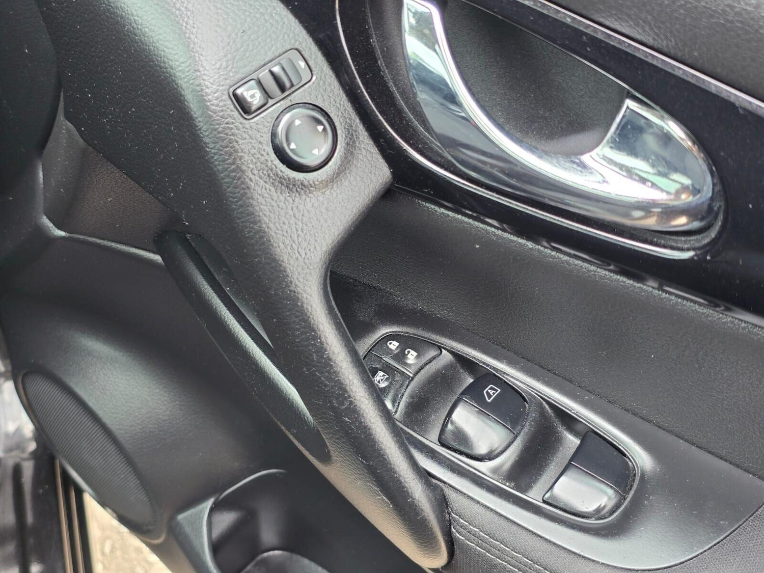 Used Nissan Qashqai 2016 for sale - 75975010: Photo 28