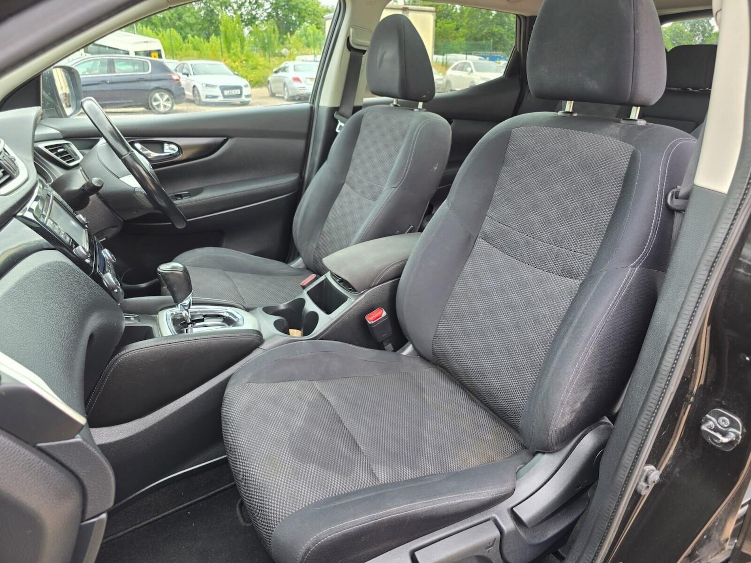 Used Nissan Qashqai 2016 for sale - 75975010: Photo 38
