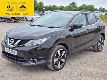 Used Nissan Qashqai 2016 for sale - 75975010: Photo
