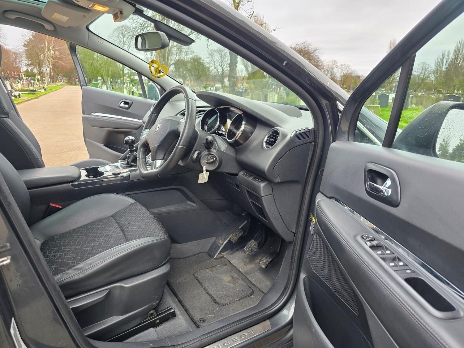 Used Peugeot 3008 2016 for sale - 77482665: Photo 27