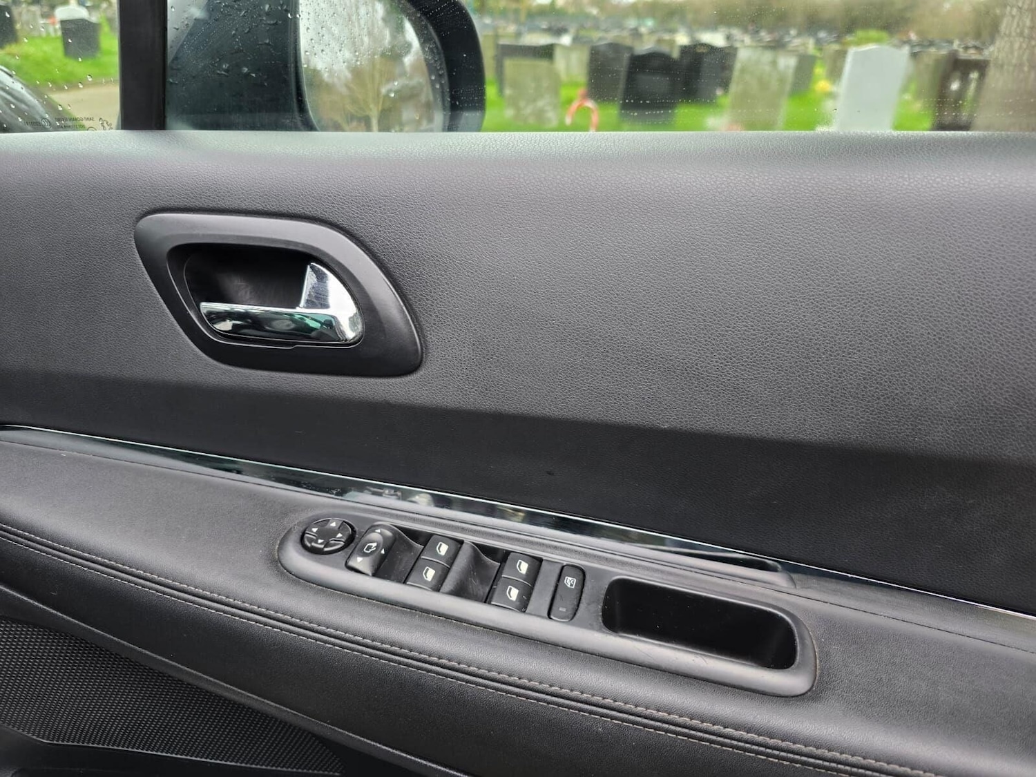 Used Peugeot 3008 2016 for sale - 77482665: Photo 36