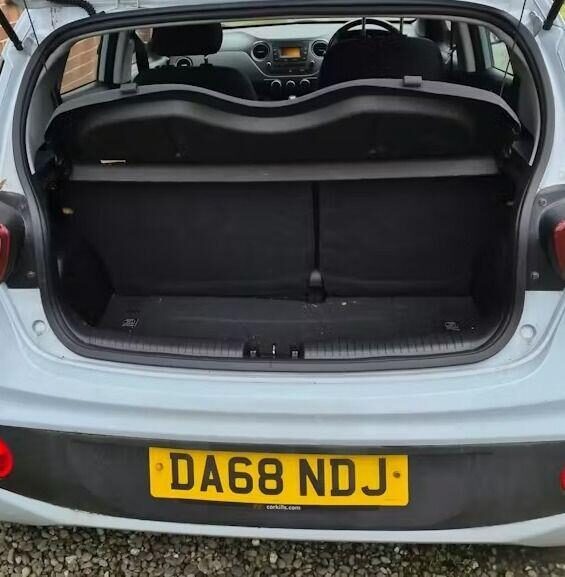 Used Hyundai i10 2018 for sale - 77391778: Photo 10