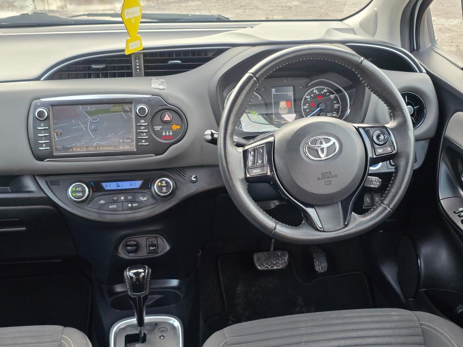 Used Toyota Yaris 2018 for sale - 76324057: Photo 21
