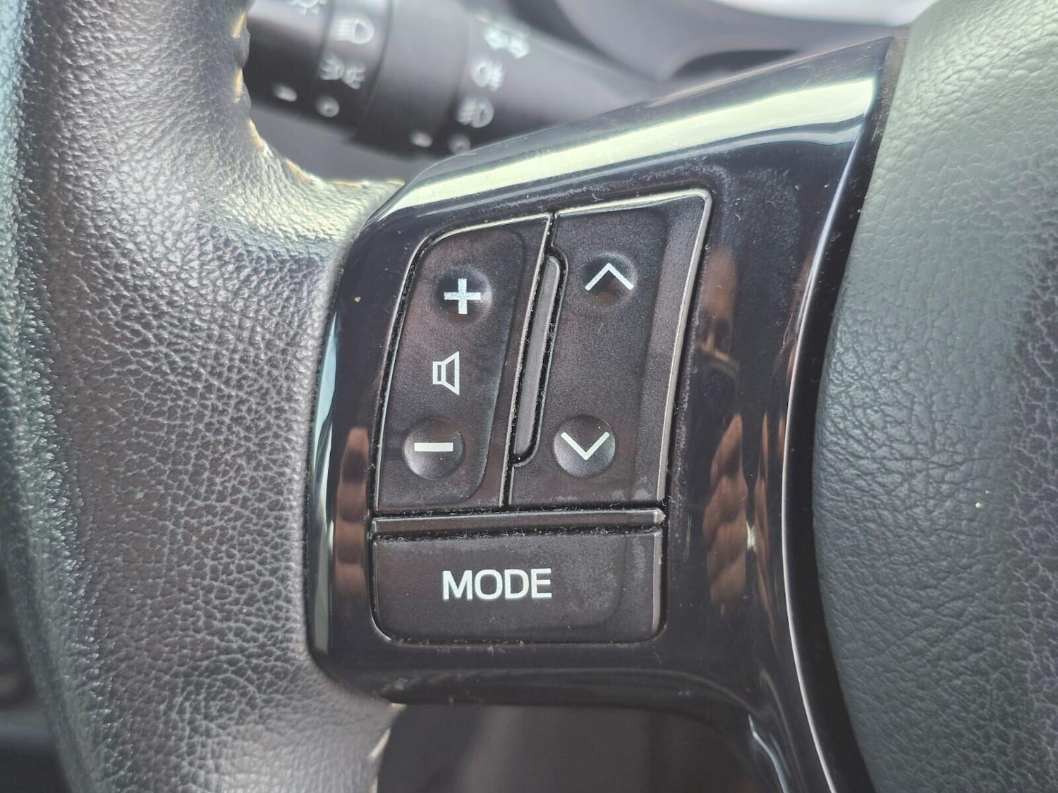 Used Toyota Yaris 2018 for sale - 76324057: Photo 27