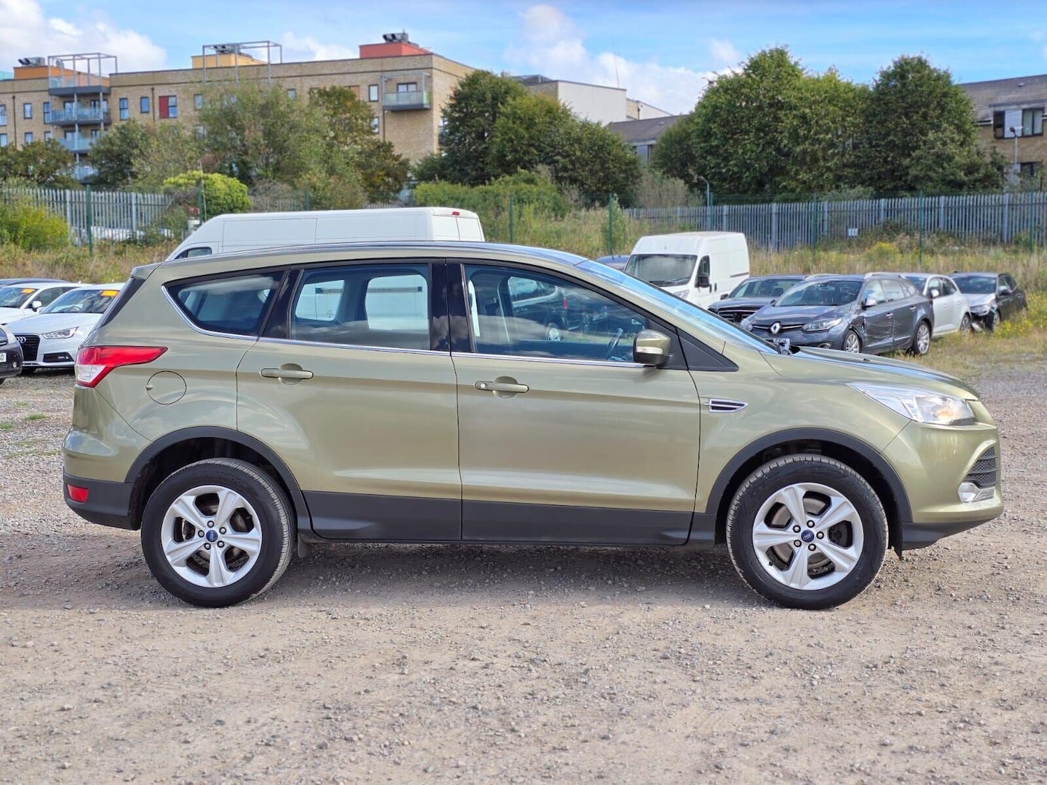 Used Ford Kuga 2015 for sale - 75987399: Photo 16