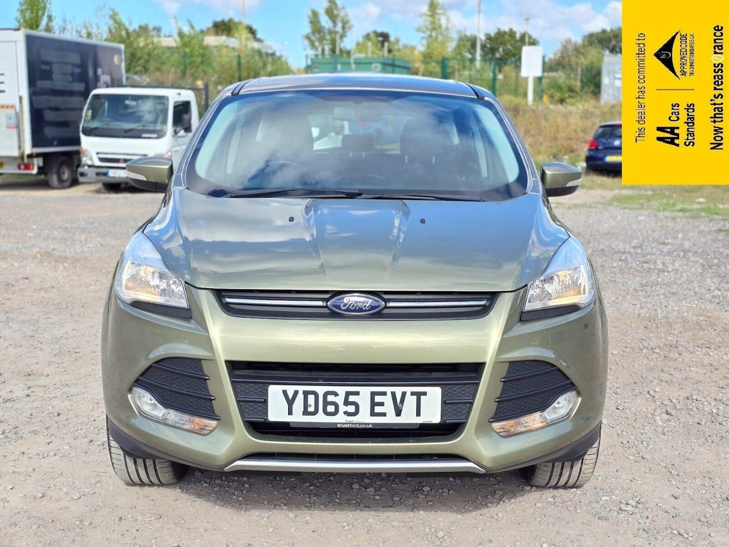 Used Ford Kuga 2015 for sale - 75987399: Photo 2